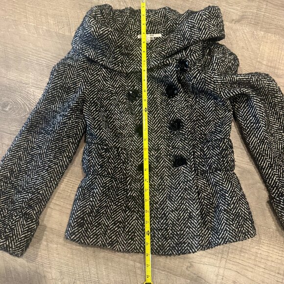 Zara Basic Herringbone wool-blend double-breasted coat. Size Small - Picture 5 of 8